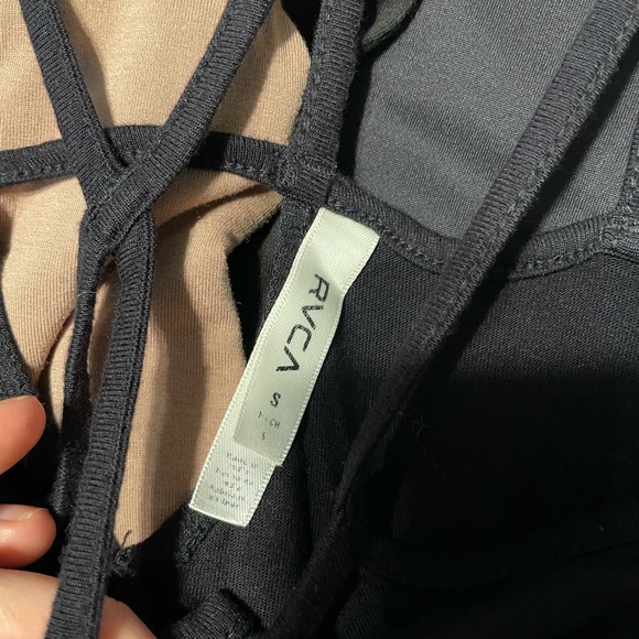 Tank top BUNDLE - Picture 4 of 9